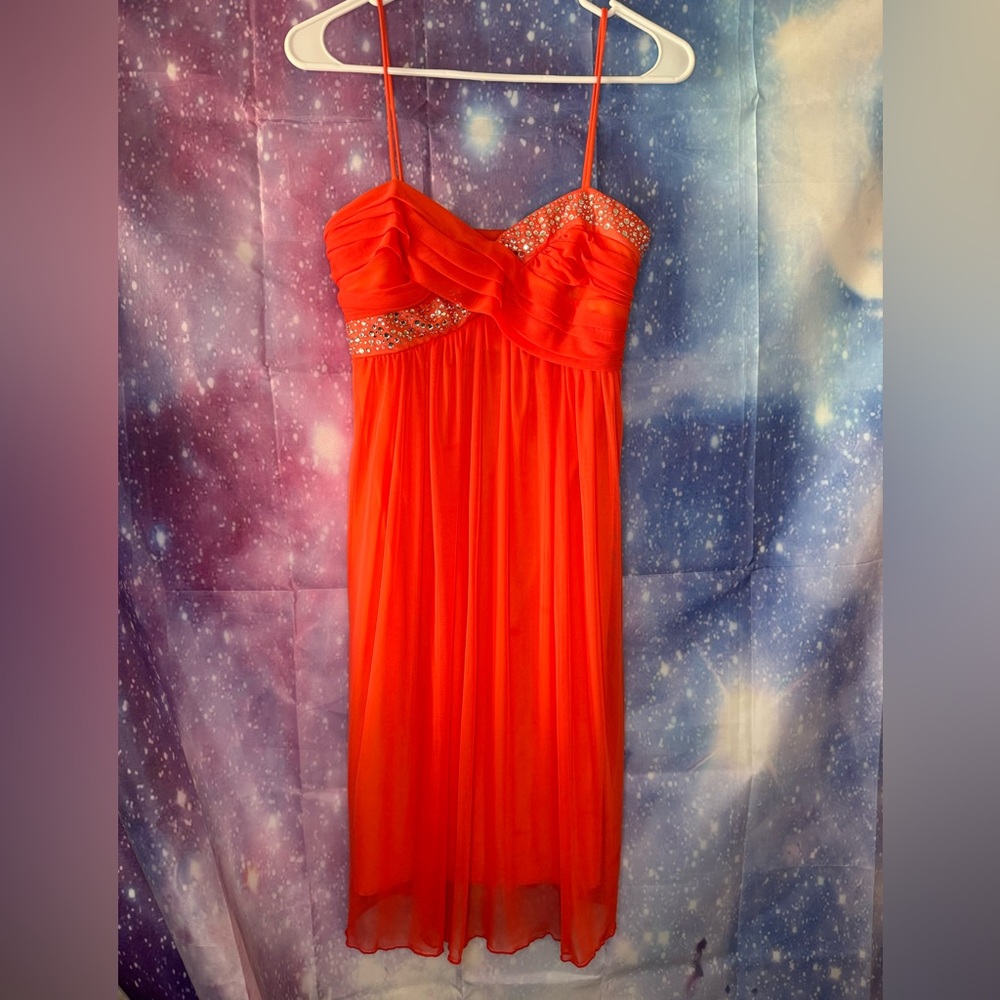 Intrigue formal short dress